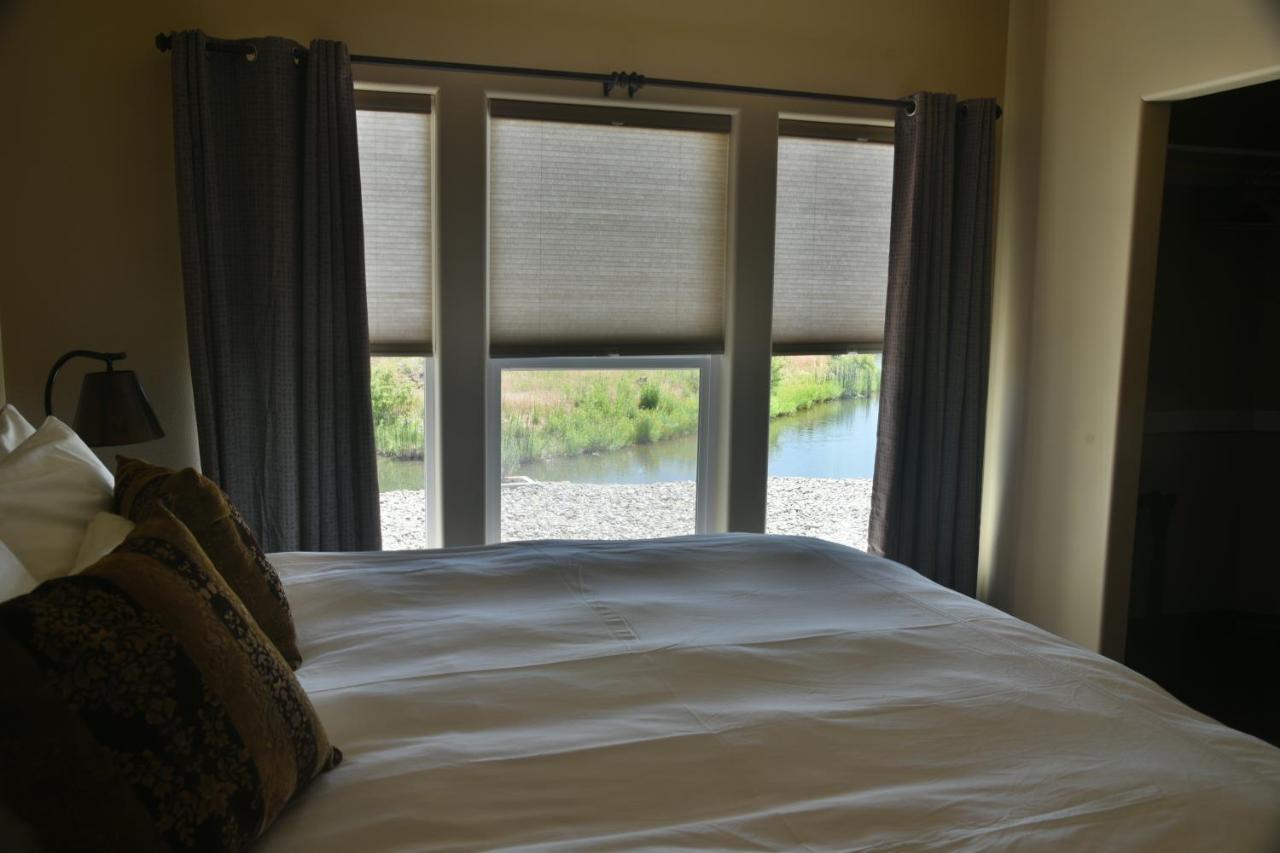 Zillah Lakes Inn Екстер'єр фото